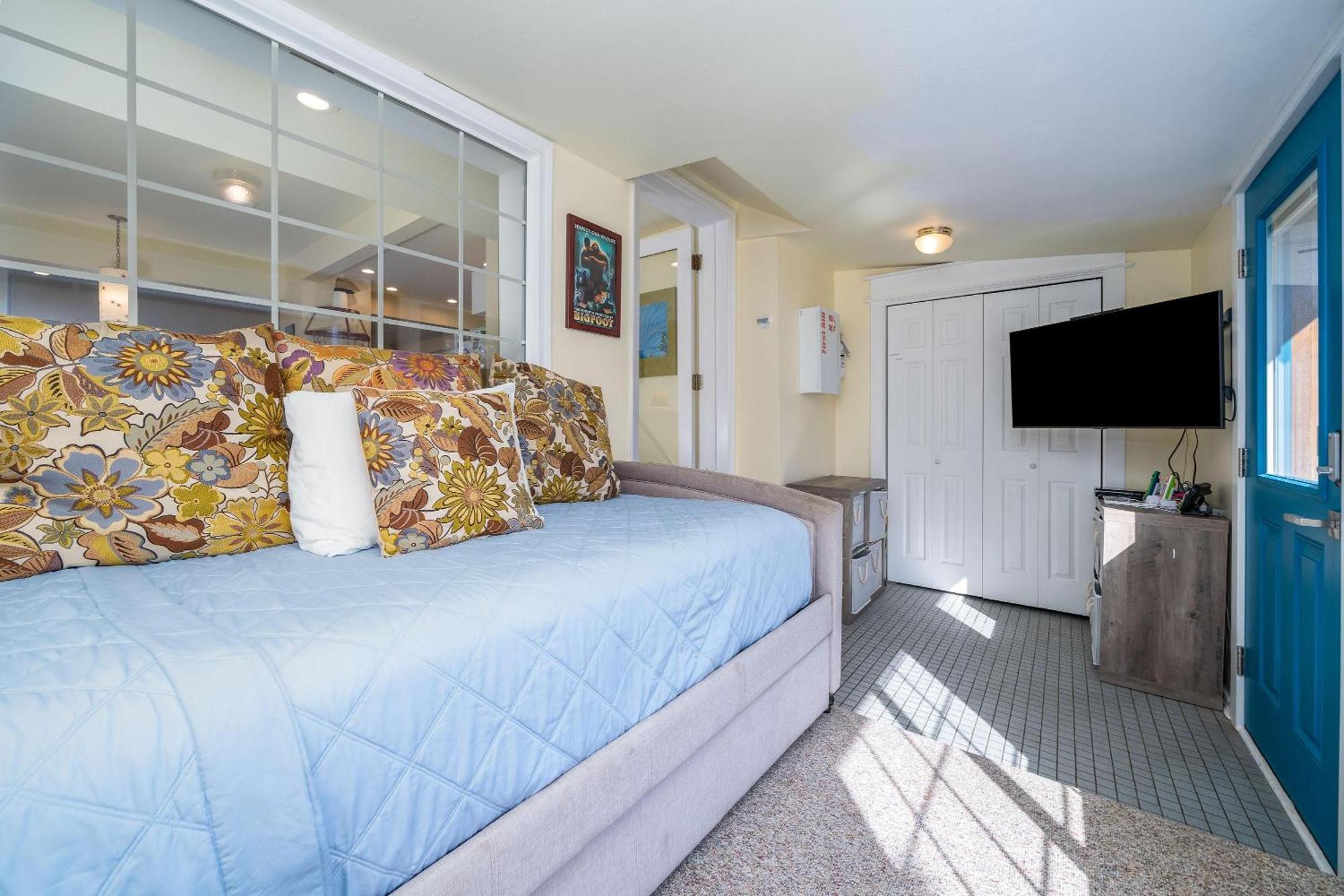 Nyevana Beach House Newport Luaran gambar